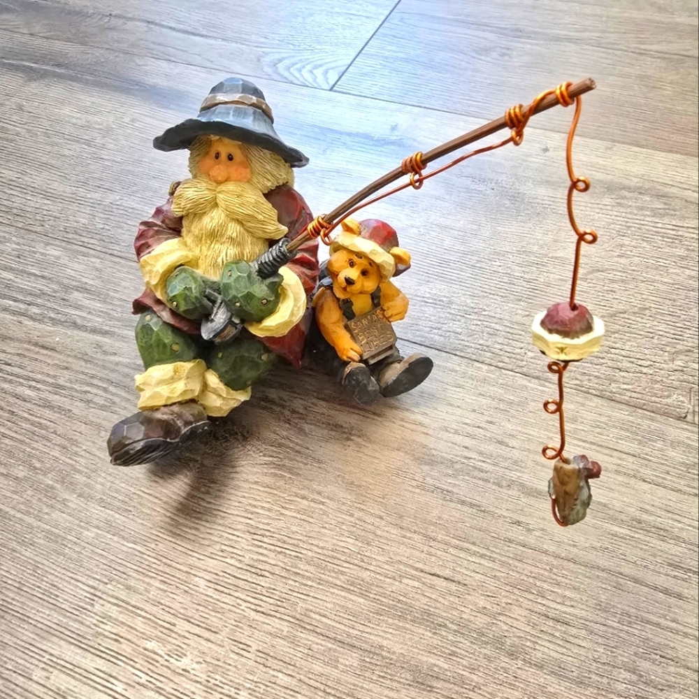 1999 Carvers Choice Boyds Collection Fishing Santa & Bear Cabin Cottage Country